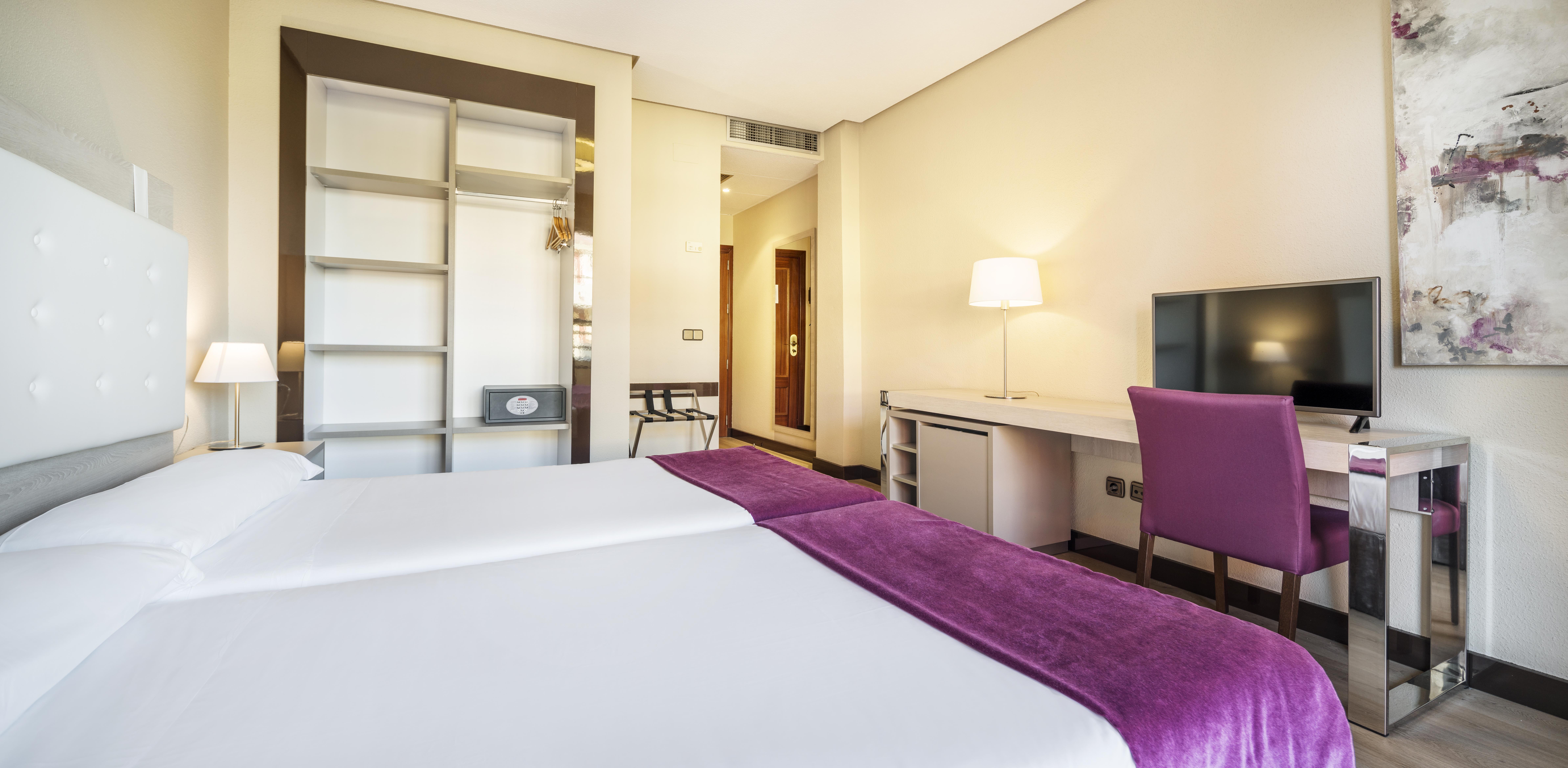 Hotel Ilunion Golf Badajoz Zewnętrze zdjęcie